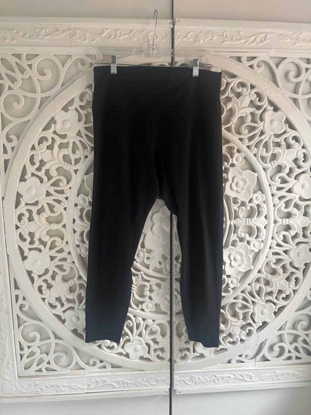 Lululemon Wunder Under Crop Leggings Black Size 12 Hi-Rise